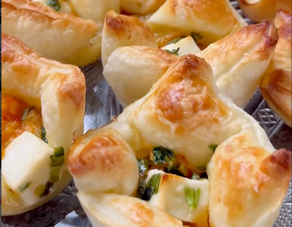 Sweet & Spicy Puff Pastry Bites by Mum Goes Nuts